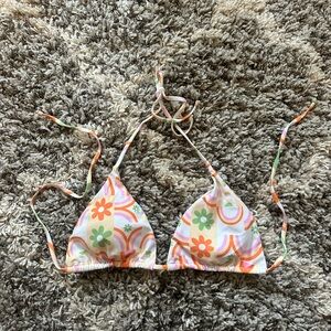 NWOT Aurelle Tie Bikini Top